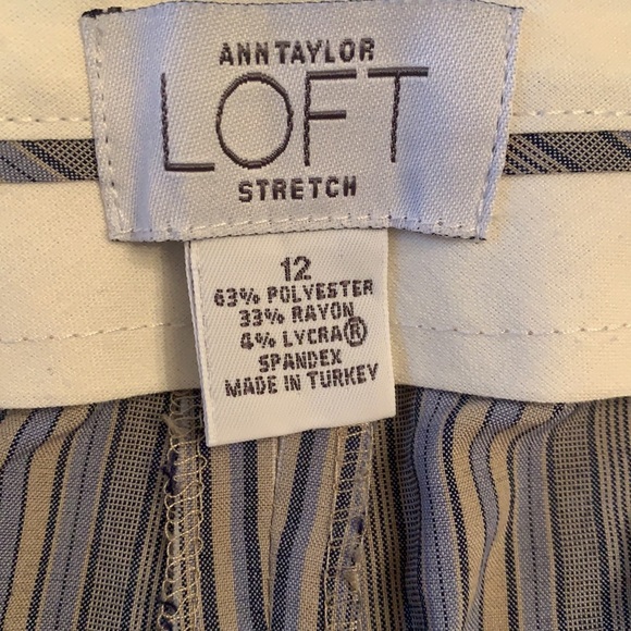 Ann Taylor Loft Vintage Pant. Size 12 - Picture 6 of 7